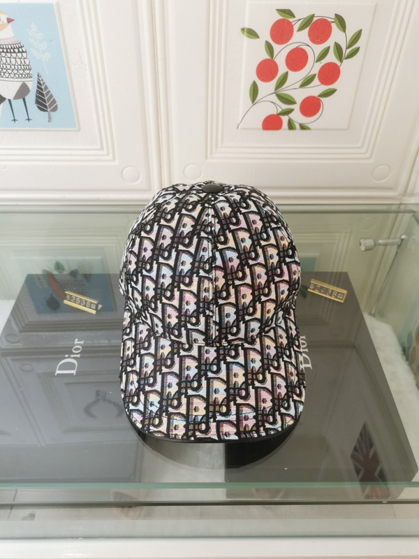 ブランド帽子正面デザイン